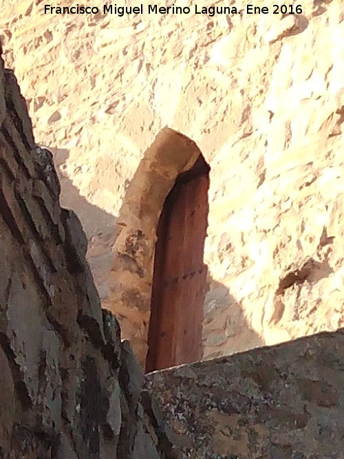 Castillo de las Torres Oscuras - Castillo de las Torres Oscuras. Puerta de acceso a la Torre Ochavada