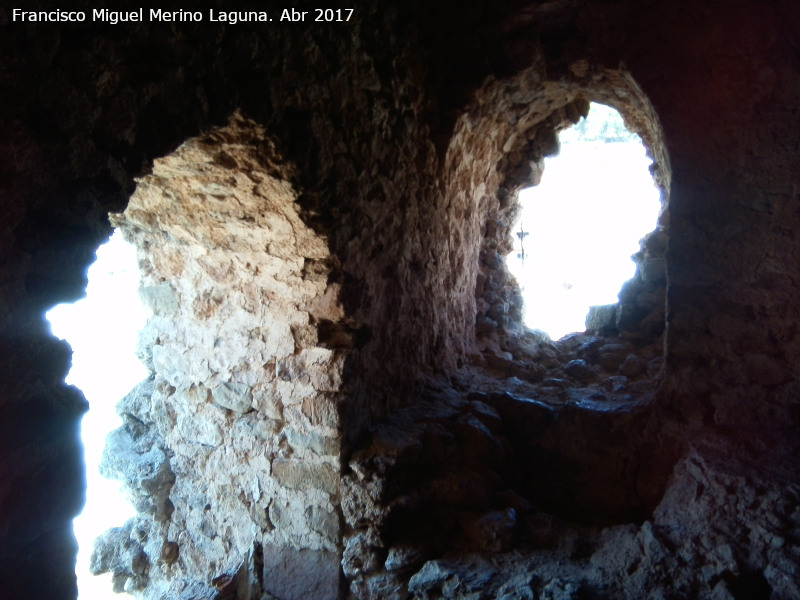 Castillo de Torres - Castillo de Torres. Ventanas del segundo piso