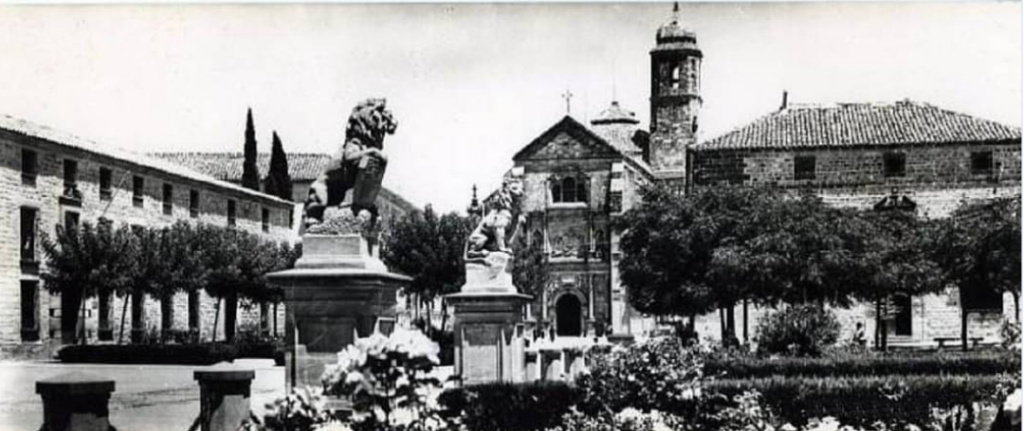 Plaza Vzquez de Molina - Plaza Vzquez de Molina. Foto antigua
