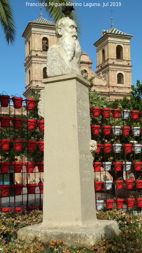 Monumento de Ricardo Codorni - Monumento de Ricardo Codorni. 