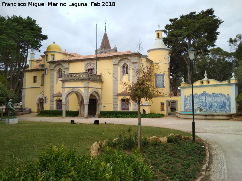 Fuente de los Condes de Castro - Fuente de los Condes de Castro. Palacio y fuente