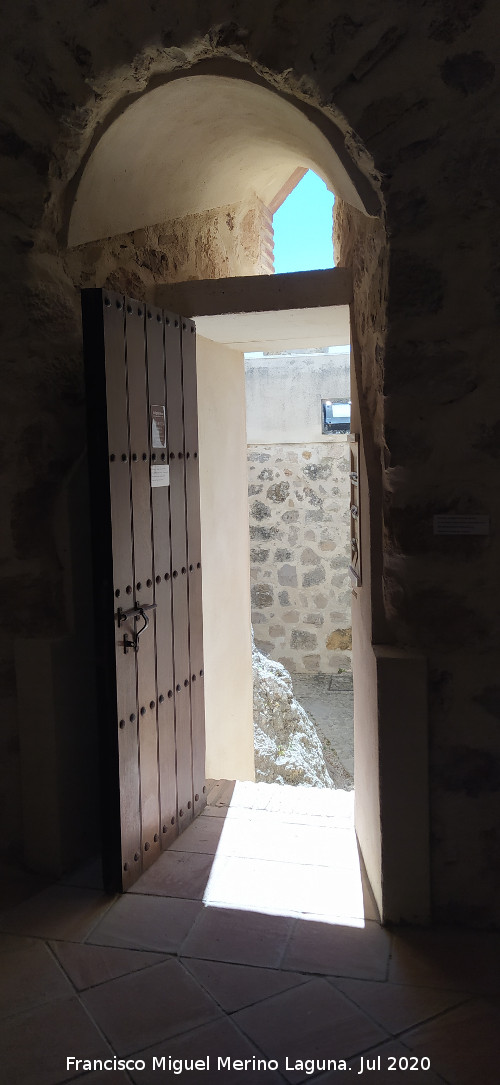 Castillo de Olvera - Castillo de Olvera. Puerta de acceso a la Torre del Homenaje