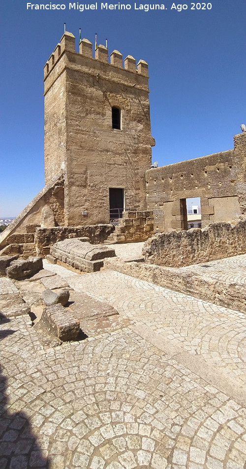 Alc�zar de la Puerta de Sevilla - Alc�zar de la Puerta de Sevilla. Torre del Homenaje
