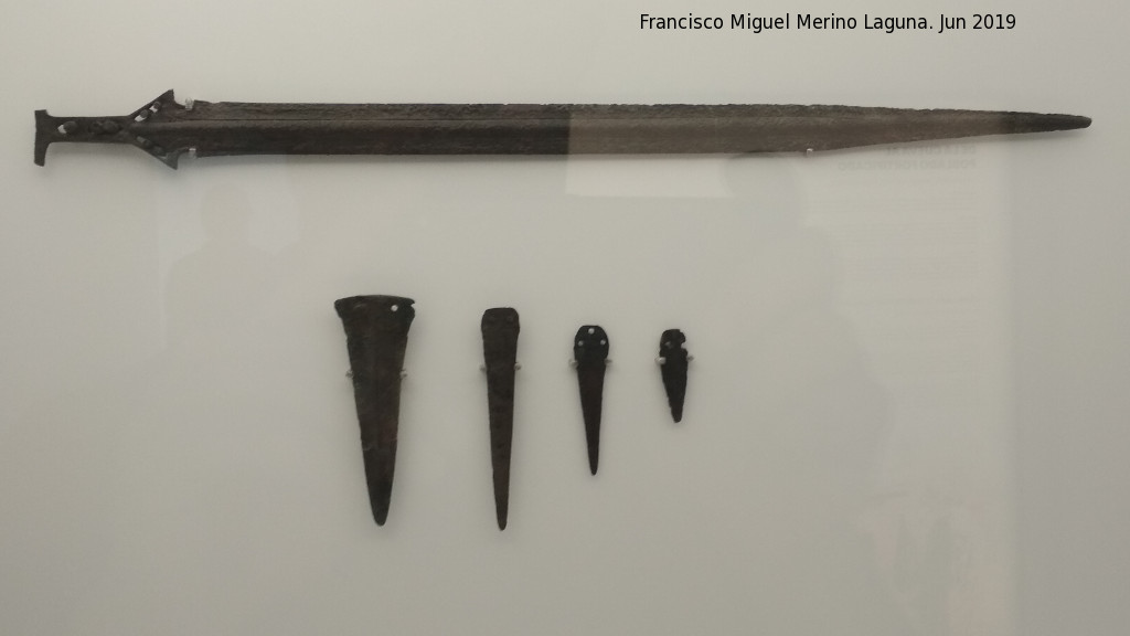 Museo Arqueolgico de Granada - Museo Arqueolgico de Granada. Armas de la Edad del Bronce