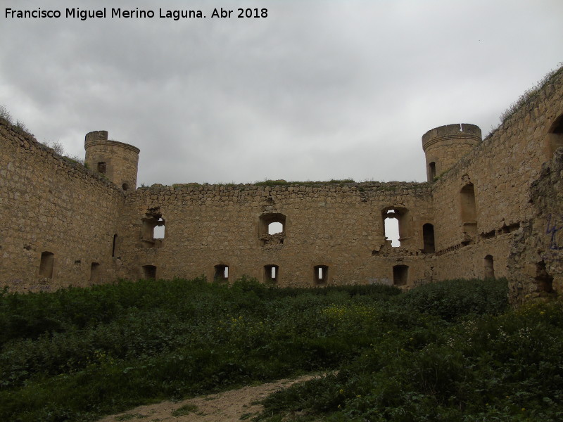 Castillo de Barcience - Castillo de Barcience. Plaza de Armas