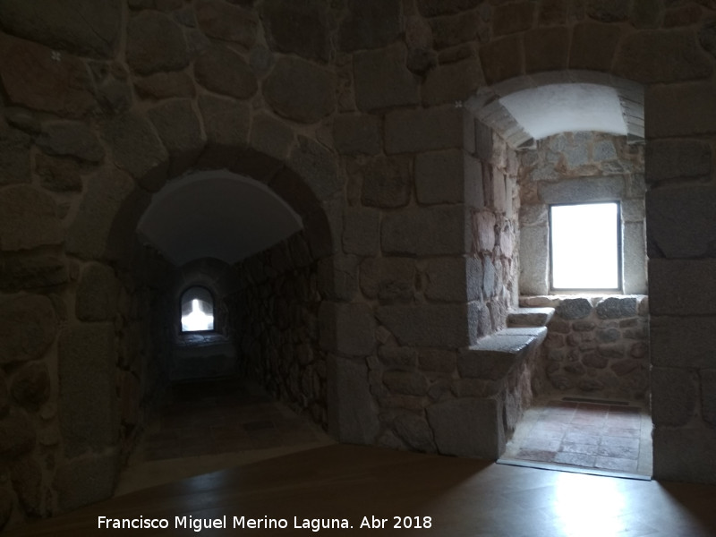 Castillo de la Coracera. Torre del Homenaje - Castillo de la Coracera. Torre del Homenaje. 