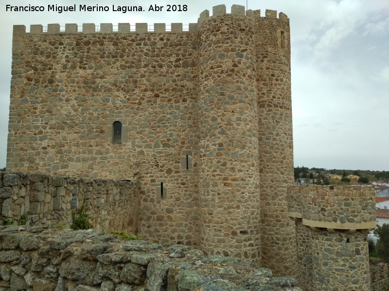 Castillo de la Coracera. Torre del Homenaje - Castillo de la Coracera. Torre del Homenaje. 