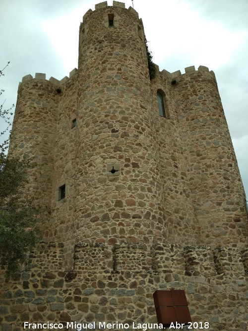 Castillo de la Coracera. Torre del Homenaje - Castillo de la Coracera. Torre del Homenaje. 