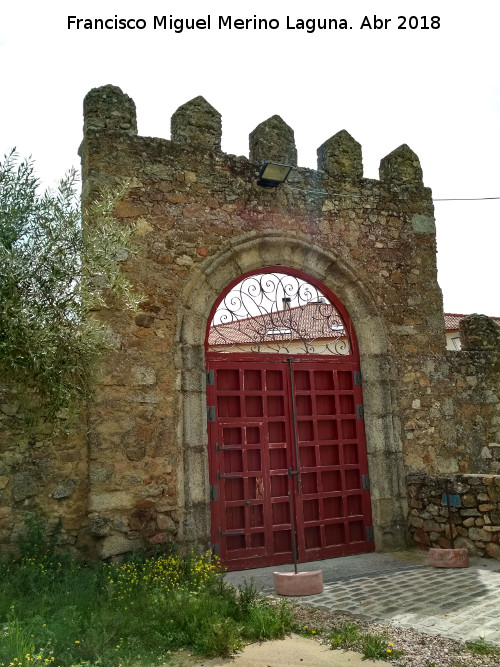 Castillo de la Coracera. Puerta Primera - Castillo de la Coracera. Puerta Primera. 