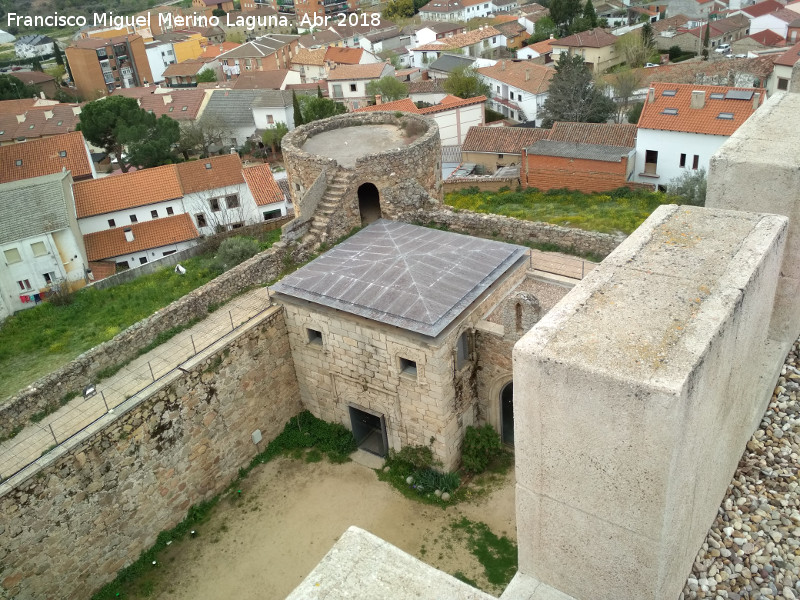 Castillo de la Coracera. Dependencias - Castillo de la Coracera. Dependencias. Desde la Torre del Homenaje