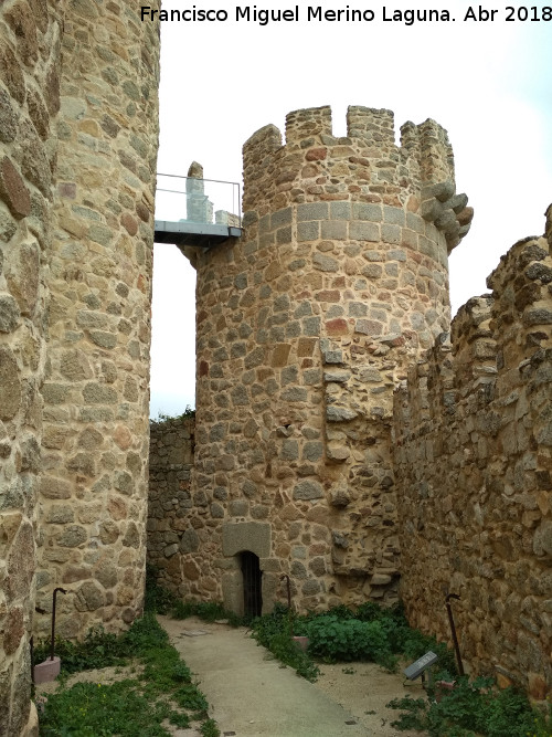 Castillo de la Coracera. Torre Albarrana - Castillo de la Coracera. Torre Albarrana. 