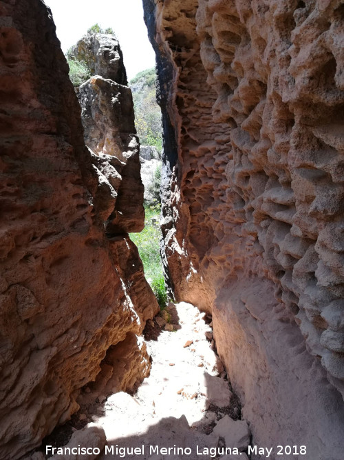 Abrigo de la Colmena - Abrigo de la Colmena. Entrada