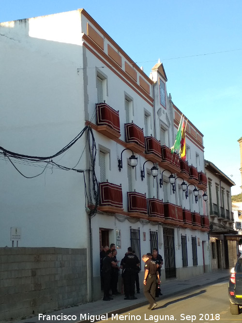 Ayuntamiento de Pinos Puente - Ayuntamiento de Pinos Puente. 