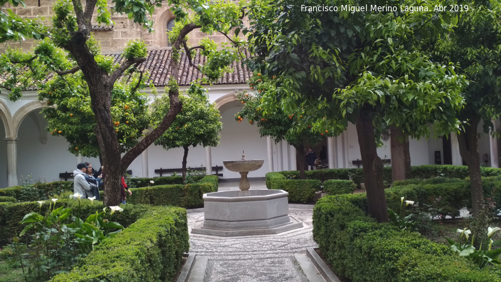 Monasterio de la Cartuja. Claustrillo - Monasterio de la Cartuja. Claustrillo. 