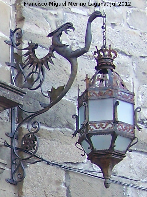 Casa de la Calle Jurado Gmez - Casa de la Calle Jurado Gmez. Farola