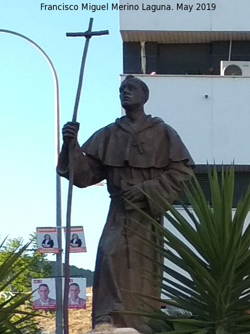 Rotonda de San Rogelio - Rotonda de San Rogelio. Estatua de San Rogelio