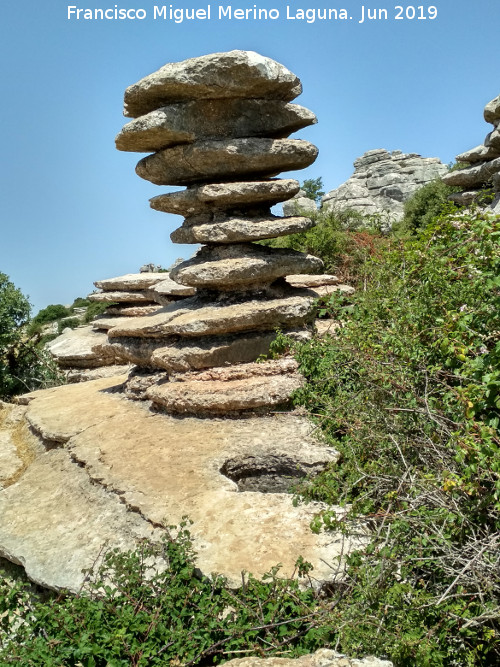 Torcal de Antequera. El Tornillo del Torcal - Torcal de Antequera. El Tornillo del Torcal. 