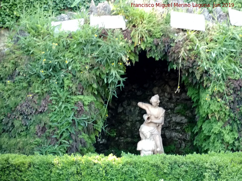 Carmen de los Mrtires. Fuente de la Ninfa de la Gruta - Carmen de los Mrtires. Fuente de la Ninfa de la Gruta. 