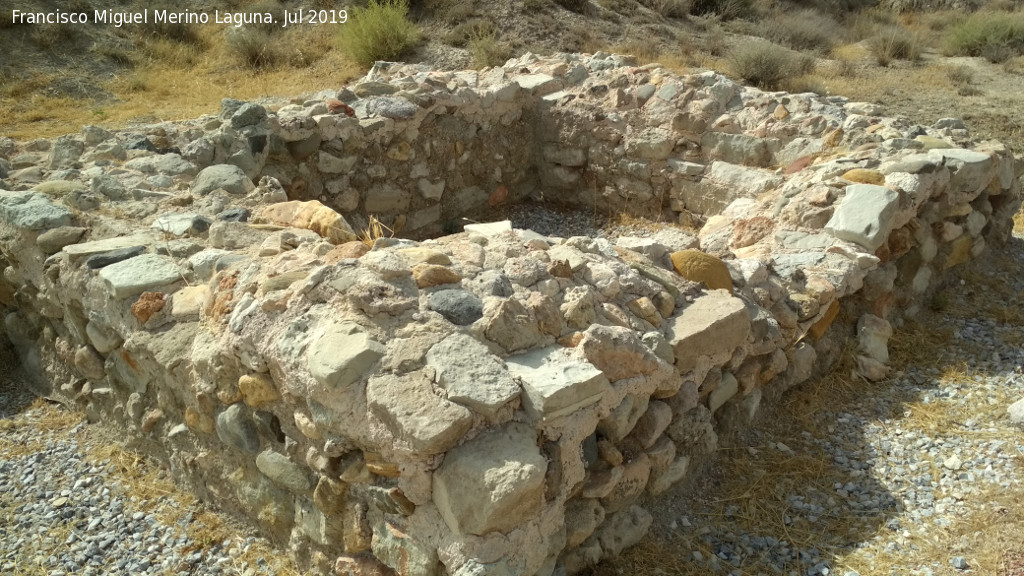 Necrpolis del Cerro del Santuario. Mausoleo Romano - Necrpolis del Cerro del Santuario. Mausoleo Romano. 