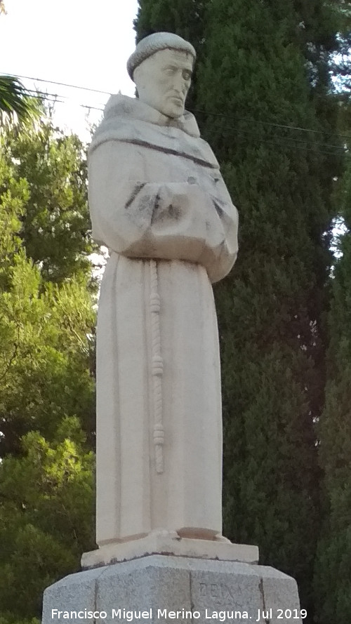 Monumento al Padre Pere - Monumento al Padre Pere. Estatua