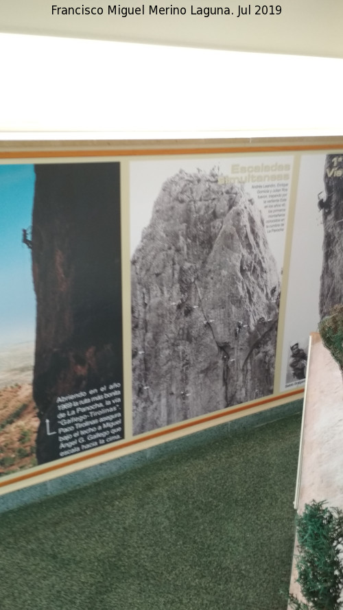 Centro de Visitantes La Luz - Centro de Visitantes La Luz. Paneles de La Panocha, origen de la escalada en Murcia