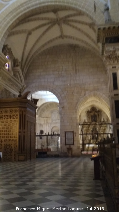 Catedral de Santa Mara. Imafronte - Catedral de Santa Mara. Imafronte. Pies del templo y la Puerta del Obispo