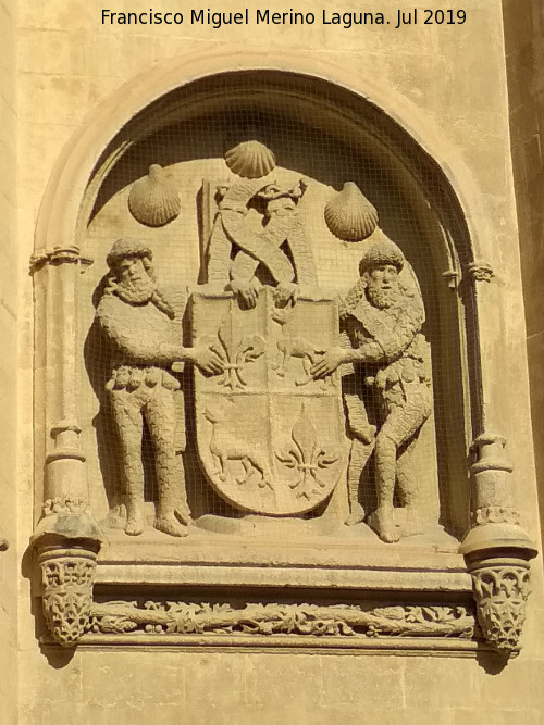 Catedral de Santa Mara. Capilla de los Vlez - Catedral de Santa Mara. Capilla de los Vlez. Escudos y salvajes