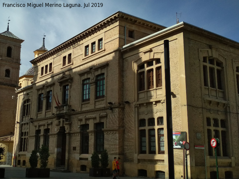 Colegio Cierva Peafiel - Colegio Cierva Peafiel. 