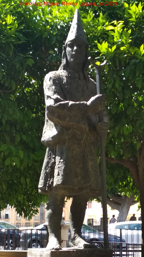 Monumento al Nazareno - Monumento al Nazareno. Estatua