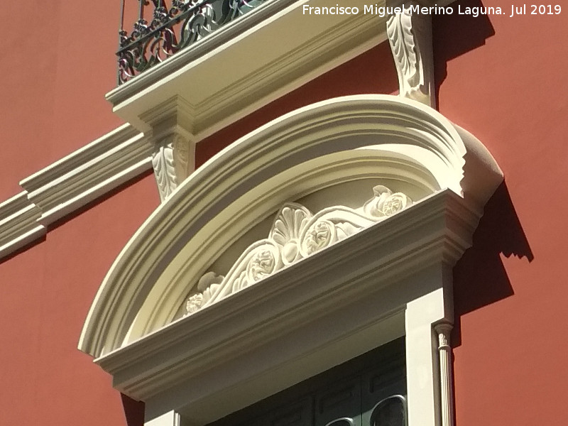 Palacio de los Aguado - Palacio de los Aguado. Frontn curvo