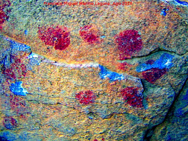 Pinturas rupestres de la Raspa de Piedra Redonda III - Pinturas rupestres de la Raspa de Piedra Redonda III. Tratada con Dstretch