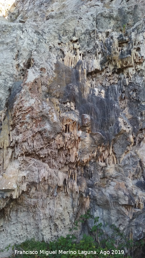 Espeleotemas de la Cantera del Chozo - Espeleotemas de la Cantera del Chozo. 