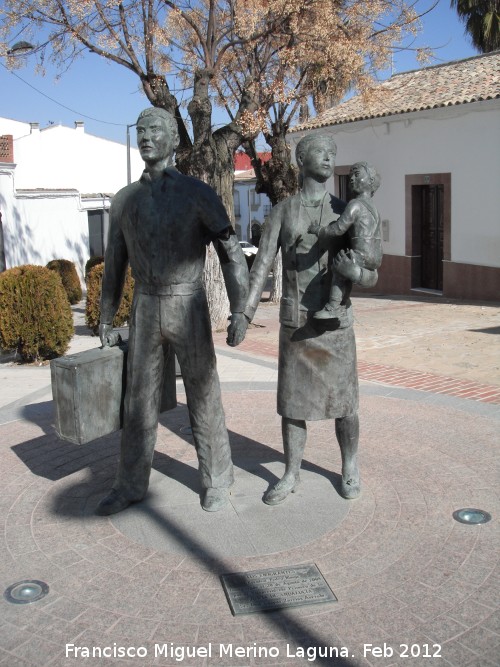 Monumento a Los Emigrantes - Monumento a Los Emigrantes. 