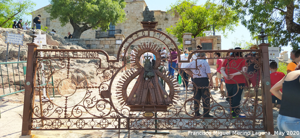 Reja del Santuario - Reja del Santuario. 