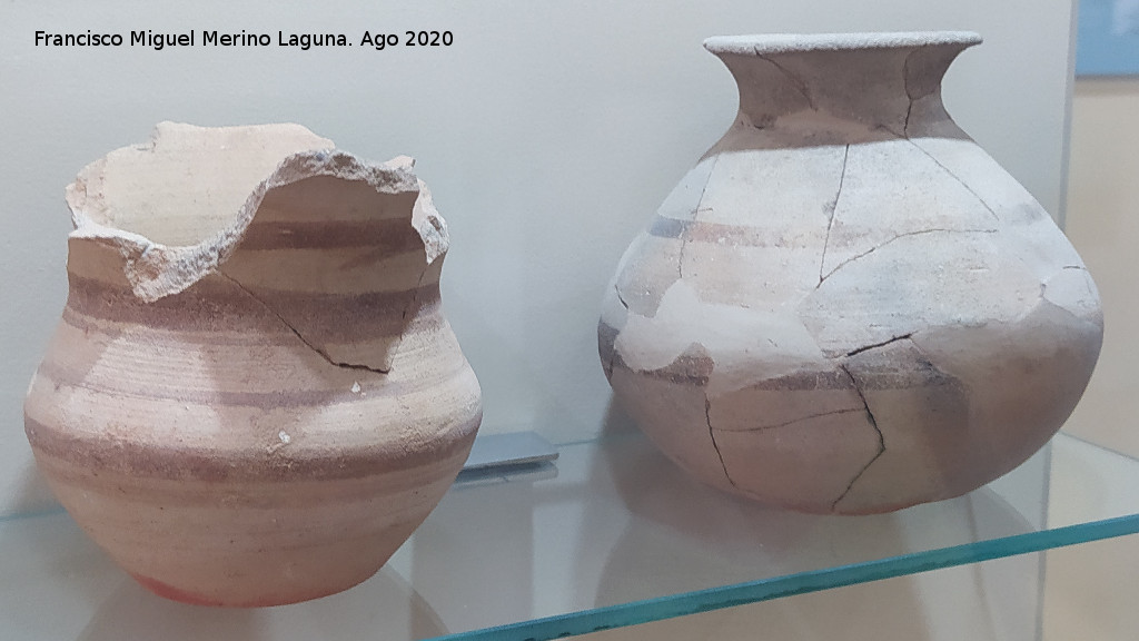 Historia de Carmona - Historia de Carmona. Cer�mica turdetana. Museo del Alc�zar de la Puerta de Sevilla