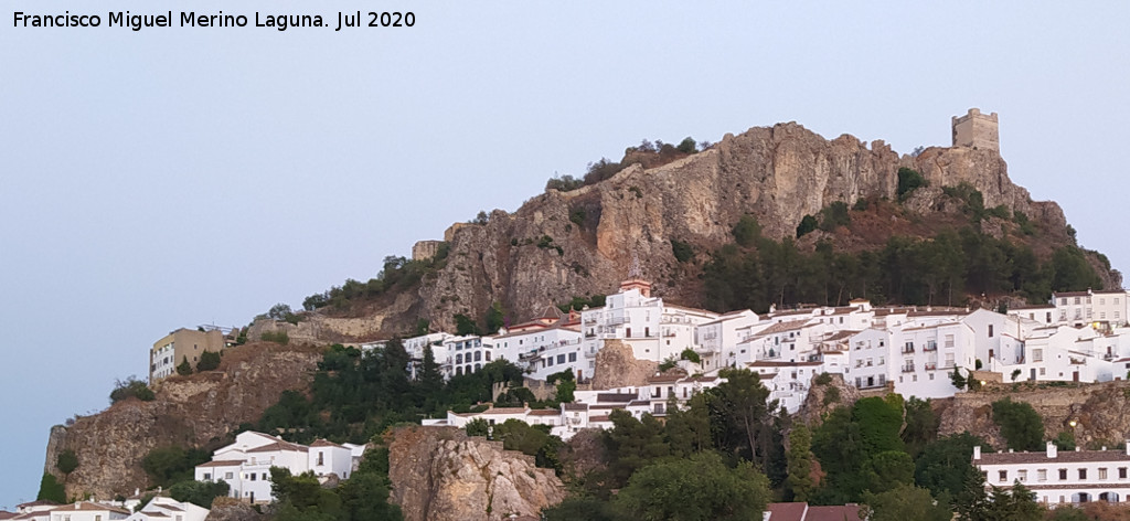 Villa Medieval - Villa Medieval. Desde el Mirador de Zahara de la Sierra