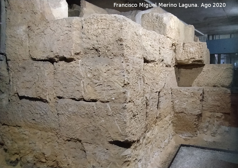 Mausoleo Romano - Mausoleo Romano. 