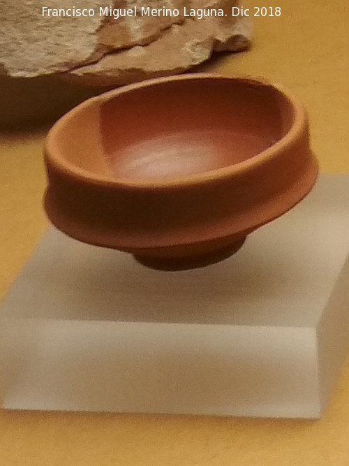 Sisapo - Sisapo. Vaso de terra sigillata hispana. Museo Comarcal de Daimiel