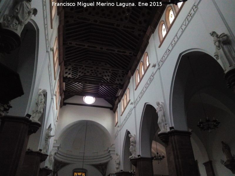 Iglesia de San Bartolom - Iglesia de San Bartolom. Nave