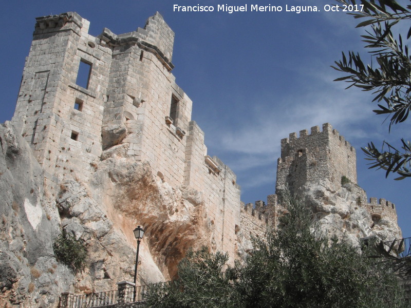 Castillo-Palacio de Zuheros - Castillo-Palacio de Zuheros. 