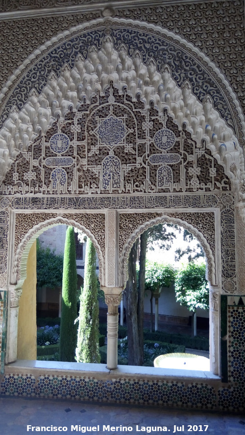 Alhambra. Mirador de Lindaraja - Alhambra. Mirador de Lindaraja. 