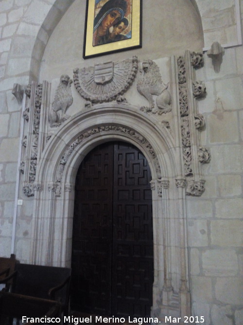 Iglesia de San Mateo - Iglesia de San Mateo. Puerta de los Leones