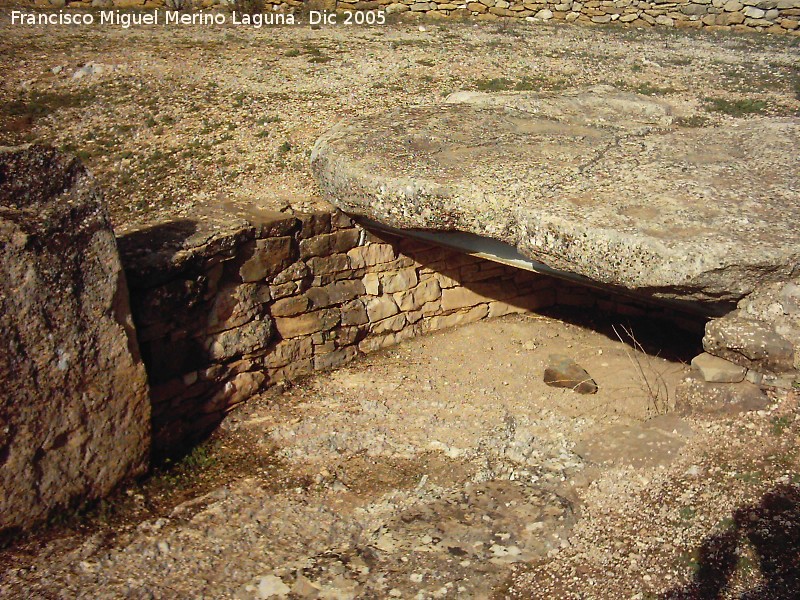 Dolmen I de la Dehesa del Tomillo - Dolmen I de la Dehesa del Tomillo. Cmara