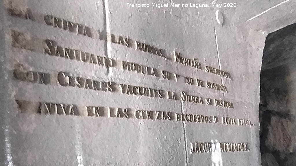 Santuario de la Virgen de la Cabeza - Santuario de la Virgen de la Cabeza. Inscripci�n en la Cripta