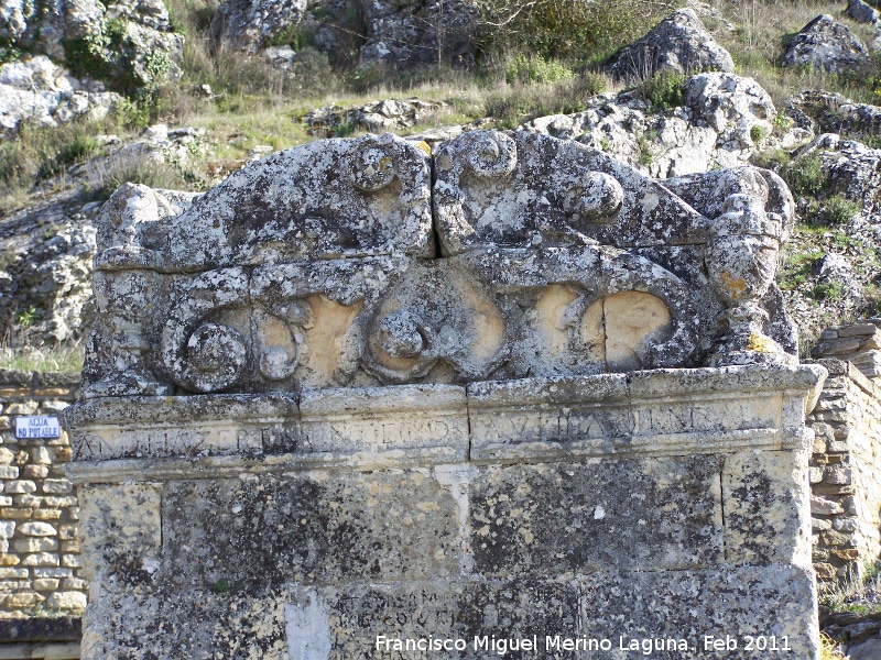 Pilar de Mocln - Pilar de Mocln. Inscripcin