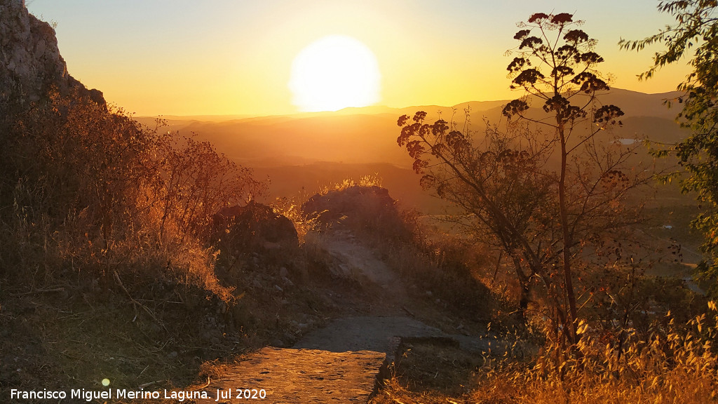 Ocaso - Ocaso. Desde la Villa Medieval de Zahara de la Sierra
