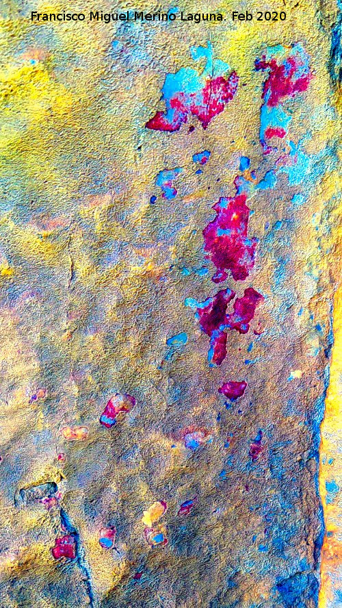 Pinturas rupestres de la Pe�a del Gorri�n IIb - Pinturas rupestres de la Pe�a del Gorri�n IIb. Tratada con Dstretch