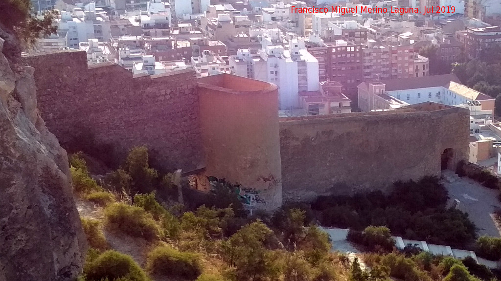 Murallas de Alicante - Murallas de Alicante. Torre del Cencerro