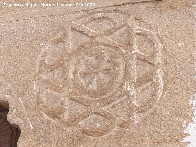 Casa hebrea del Callej�n de Santa Mar�a n� 2 - Casa hebrea del Callej�n de Santa Mar�a n� 2. Estrella de David derecha
