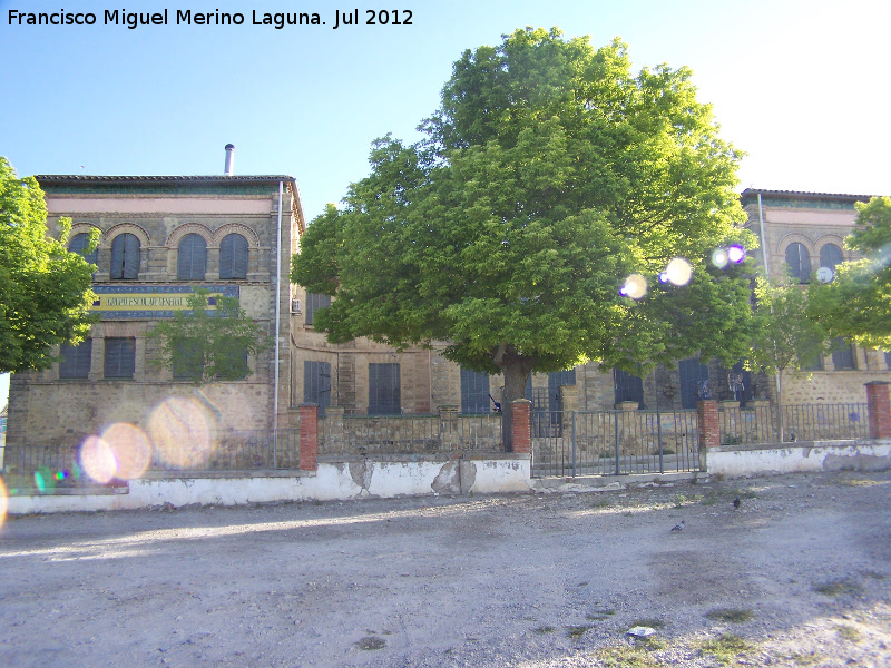 Colegio General Saro - Colegio General Saro. 